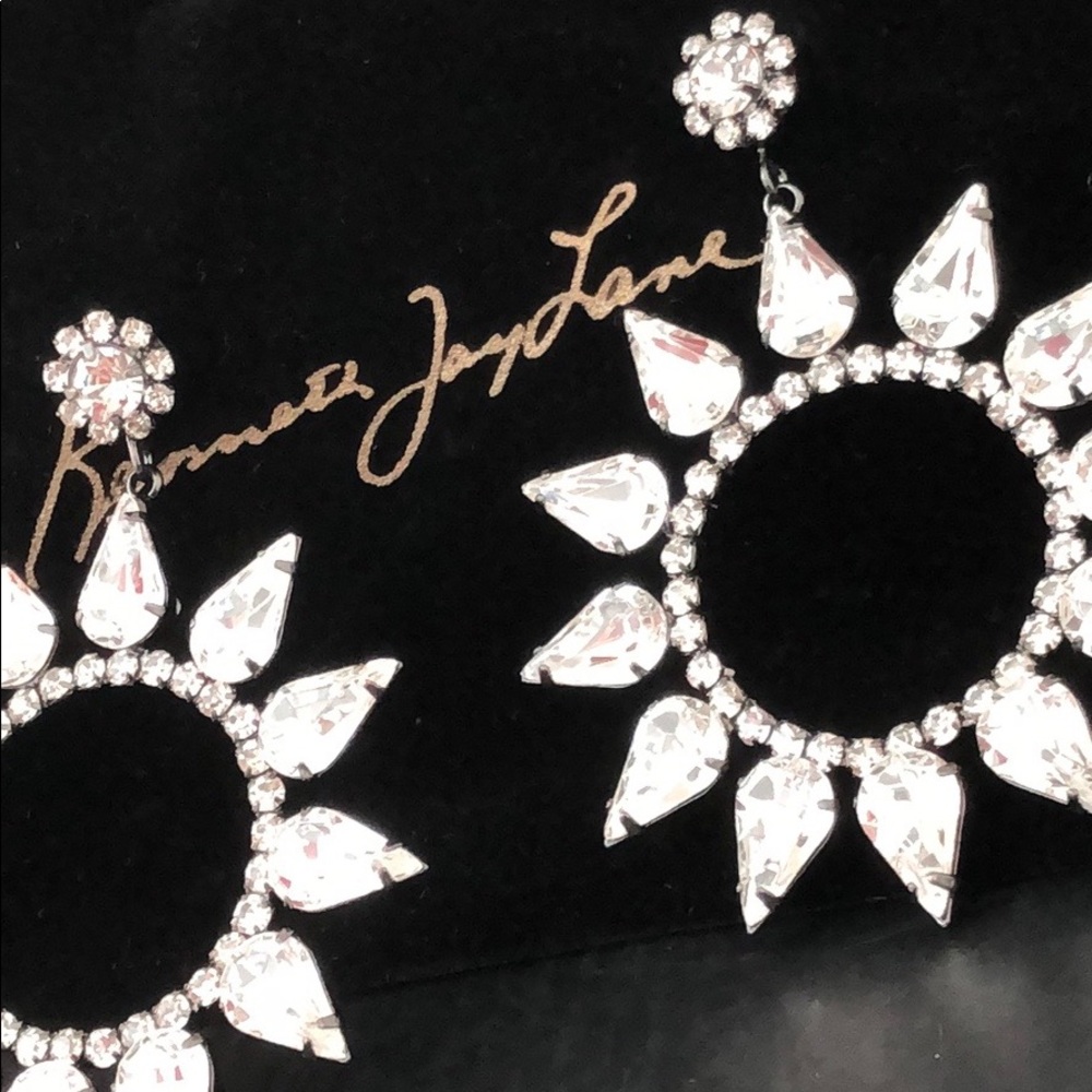 GUNMETAL CRYSTAL OPEN CIRCLE DANGLING EARRINGS